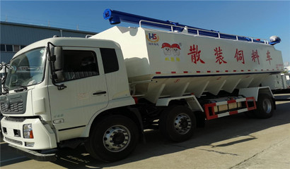 東風(fēng)多利卡散裝飼料車(chē) 高效運(yùn)輸?shù)拿髦侵x